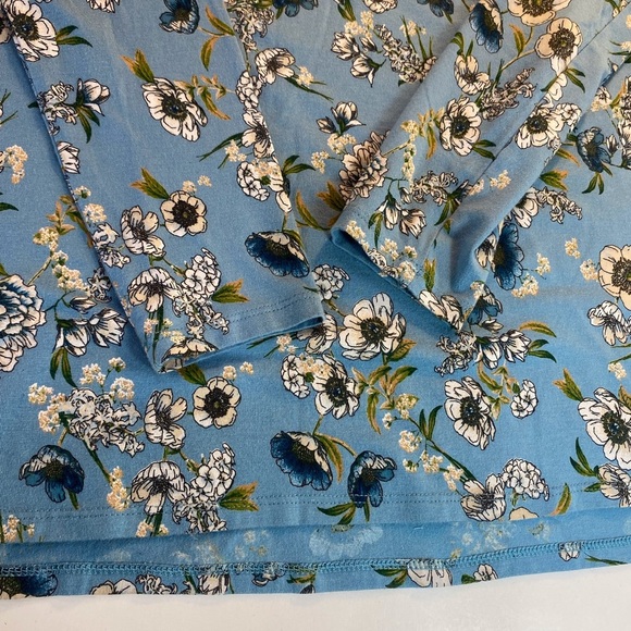 J.Jill Luxe Supima Relaxed Boat Neck Tee - Picture 6 of 7